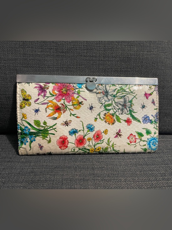 Handbags - Floral Printed Clutch Wallet - Multicolor